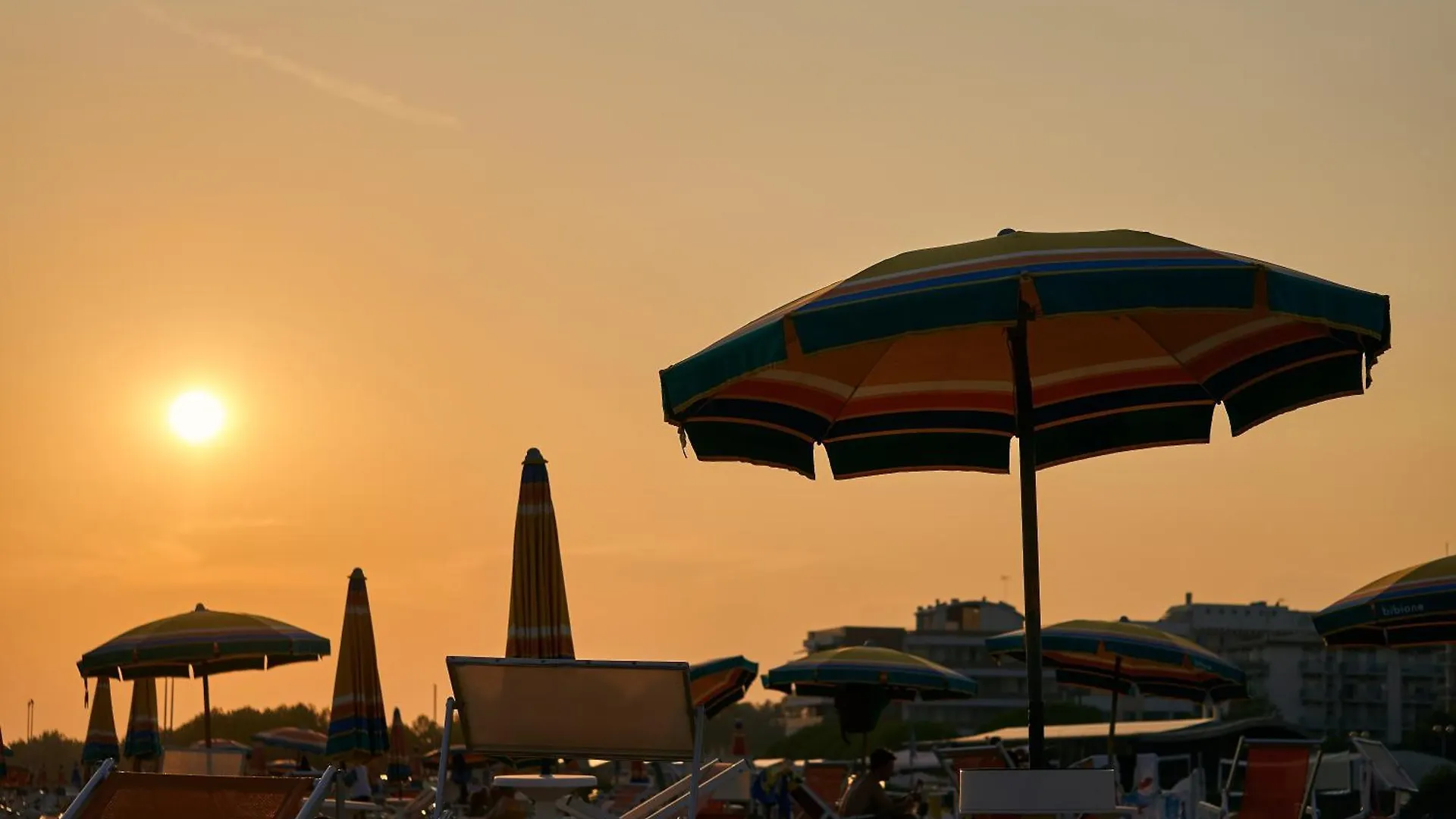 Luminous Seaside Flat For 4 Guests - Beahost Lägenhet Bibione