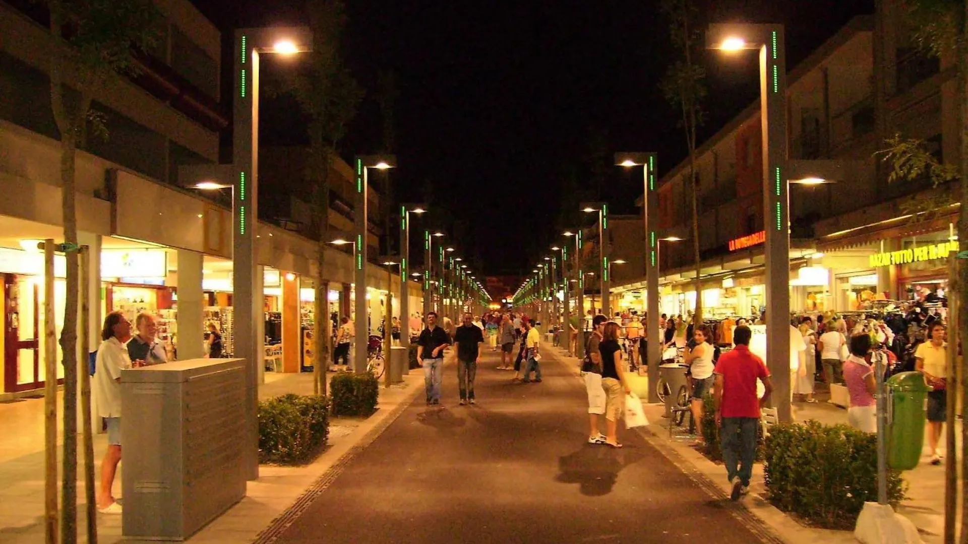 Luminous Seaside Flat For 4 Guests - Beahost Apartment Bibione